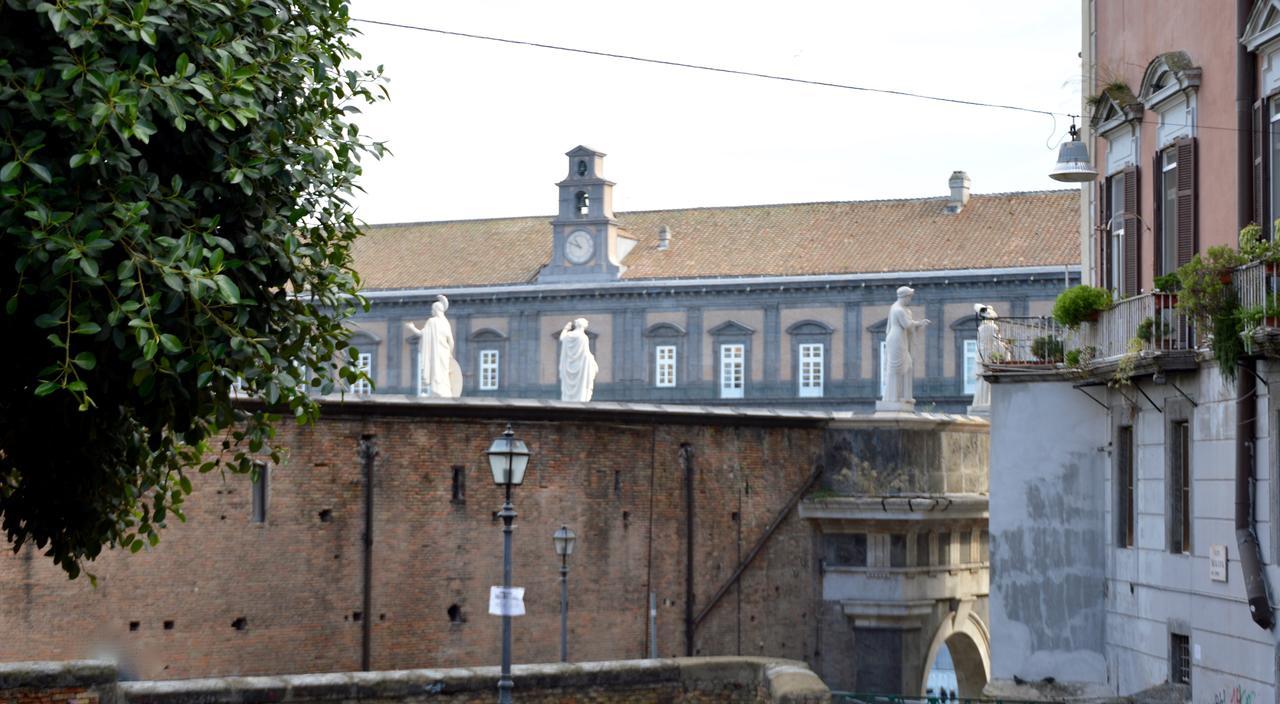 Relais Piazza Del Plebiscito B&B Napoli Eksteriør billede